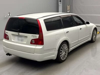 Nissan Stagea