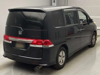 Honda STEP WAGON  с аукциона в Японии