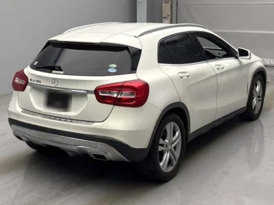 Mercedes-Benz GLA CLASS