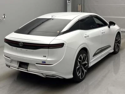 Toyota CROWN CROSSOVER