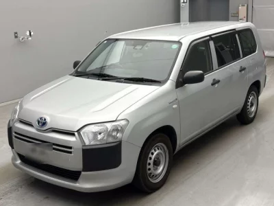 Toyota SUCCEED  с аукциона в Японии