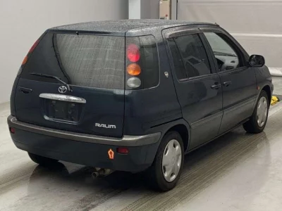 Toyota RAUM