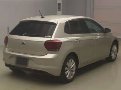 Volkswagen Polo  с аукциона в Японии