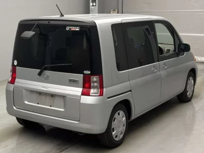 Honda MOBILIO  с аукциона в Японии