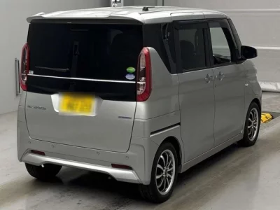 Mitsubishi EK SPACE  с аукциона в Японии