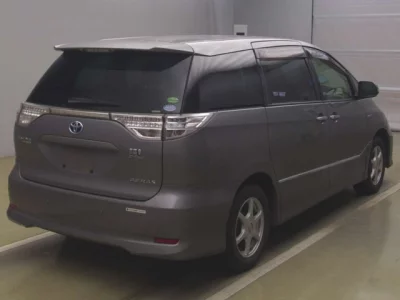 Toyota ESTIMA HYBRID