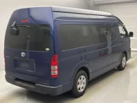 Toyota HIACE VAN лот № 62074 оценка 3  с аукциона в Японии 1