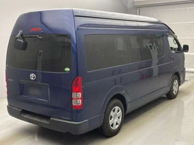Toyota HIACE VAN  с аукциона в Японии