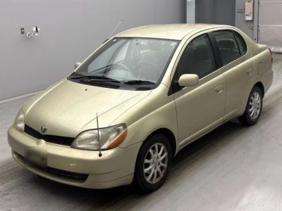 Toyota PLATZ  с аукциона в Японии