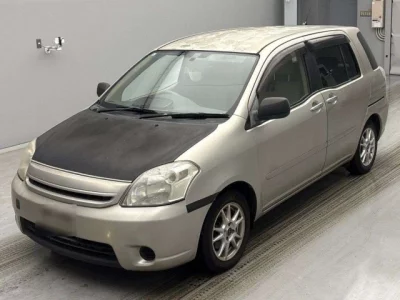 Toyota RAUM
