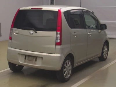Daihatsu MOVE  с аукциона в Японии