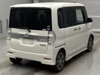 Daihatsu TANTO лот № 3239 оценка 3.5  с аукциона в Японии 1