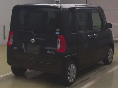 Daihatsu TANTO  с аукциона в Японии