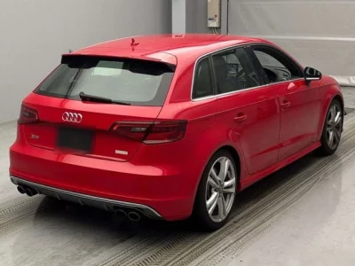 Audi S3  с аукциона в Японии
