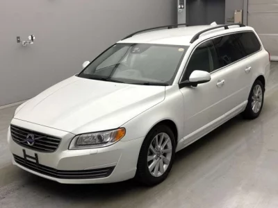 Volvo V70  с аукциона в Японии