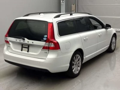 Volvo V70  с аукциона в Японии