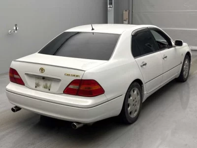 Toyota CELSIOR  с аукциона в Японии