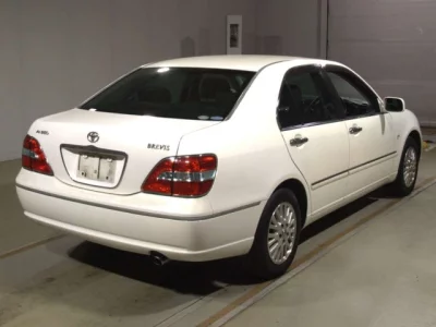 Toyota BREVIS  с аукциона в Японии