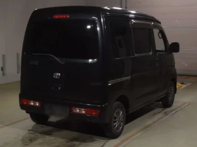 Toyota Pixis Van