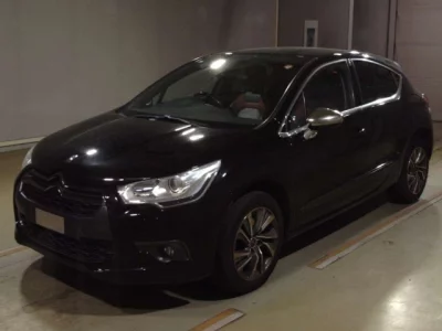 Citroen DS4  с аукциона в Японии
