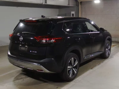 Nissan X-TRAIL  с аукциона в Японии