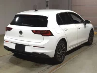 Volkswagen Golf лот № 5013 оценка 4.5  с аукциона в Японии 1