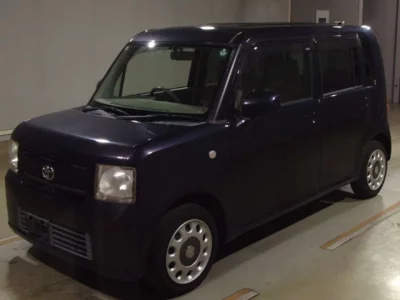 Toyota PIXIS SPACE  с аукциона в Японии