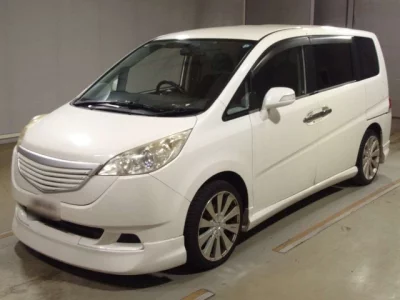 Honda STEP WAGON  с аукциона в Японии