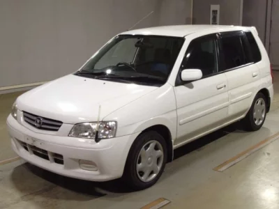 Mazda DEMIO  с аукциона в Японии