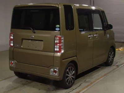 Toyota PIXIS MEGA