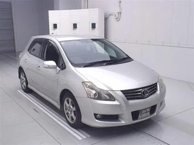 Toyota BLADE