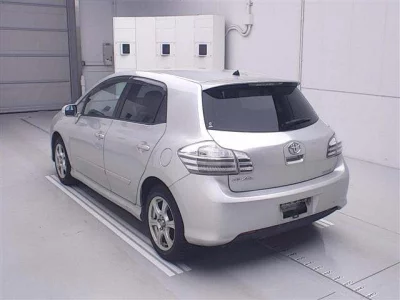 Toyota BLADE