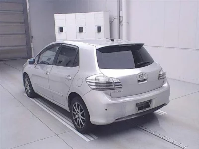 Toyota BLADE