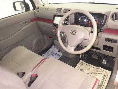 Daihatsu MOVE CONTE