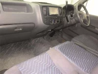 Nissan CARAVAN VAN лот № 70082 оценка 3.5  с аукциона в Японии 3