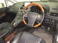 Lexus HS лот № 70071 оценка 3.5  с аукциона в Японии 2