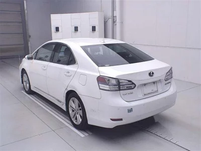 Lexus HS  с аукциона в Японии