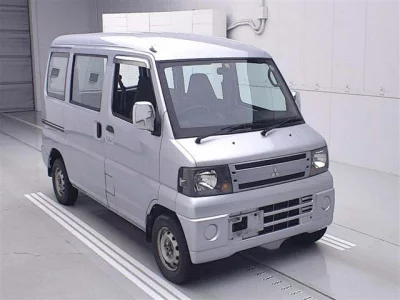 Mitsubishi MINICAB VAN