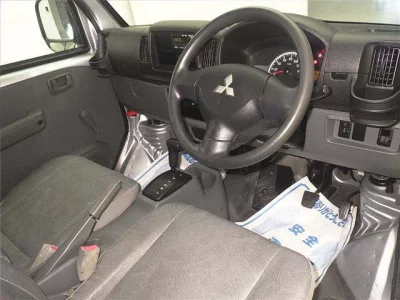 Mitsubishi MINICAB VAN