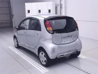 Mitsubishi I лот № 80124 оценка ***  с аукциона в Японии 1