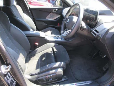 BMW 1-Series  с аукциона в Японии