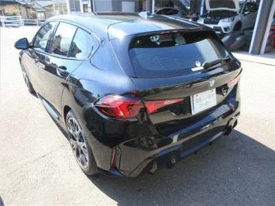 BMW 1-Series  с аукциона в Японии