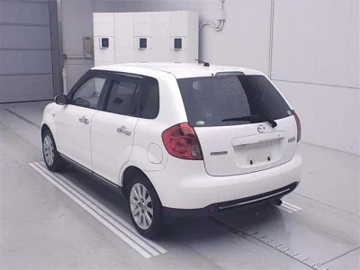 Mazda VERISA
