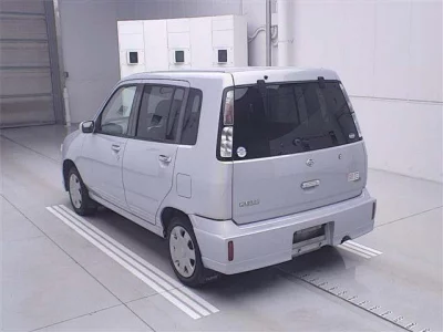 Nissan CUBE  с аукциона в Японии