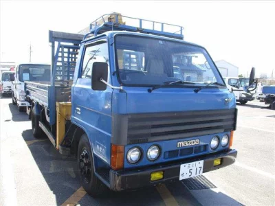 Mazda TITAN  с аукциона в Японии