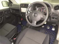 Mazda AZ-OFFROAD лот № 10001 оценка 2  с аукциона в Японии 2