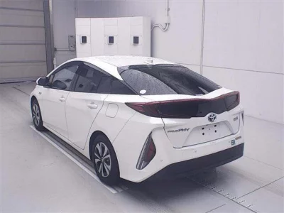 Toyota PRIUS PHV
