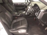 Porsche Cayenne лот № 5389 оценка 4  с аукциона в Японии 4