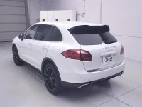 Porsche Cayenne лот № 5389 оценка 4  с аукциона в Японии 1