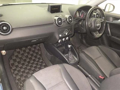 Audi A1  с аукциона в Японии